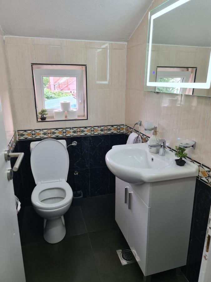 Js Apartmani Niksic Exterior photo