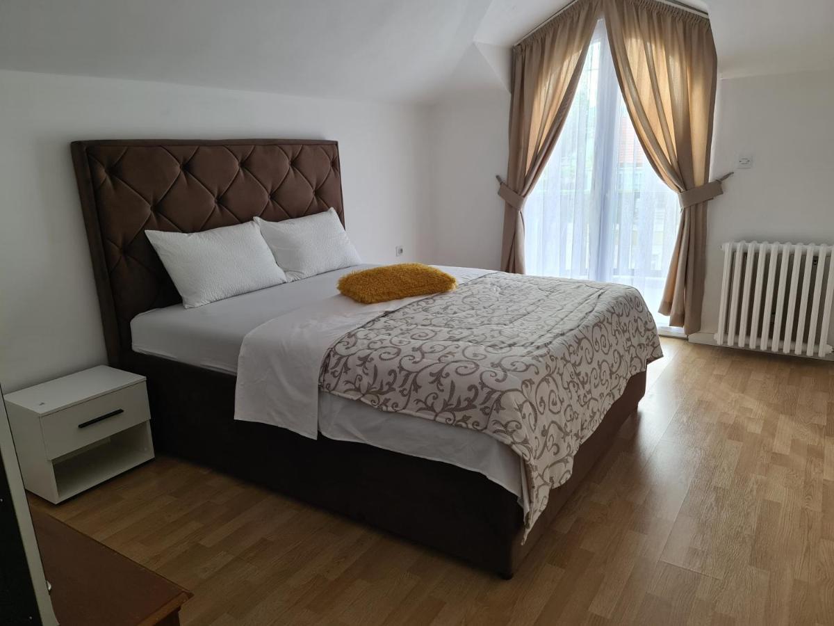 Js Apartmani Niksic Exterior photo