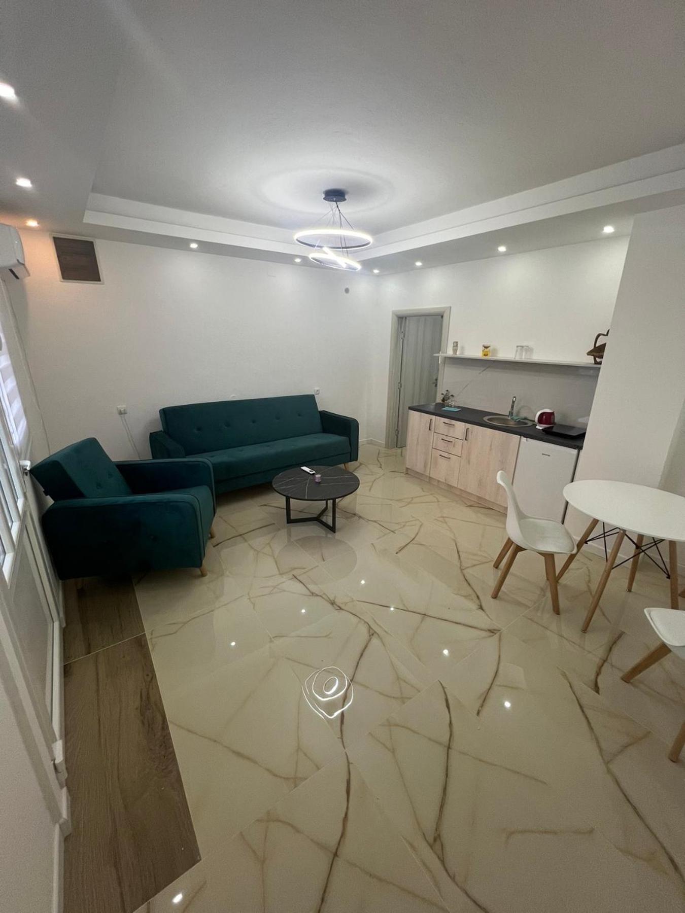 Js Apartmani Niksic Exterior photo